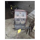 LINCOLN RANGER 8 GASOLINE WELDER ON CART