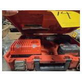 MILWAUKEE 1/2' IMPACT, CHARGER, BATTERY & CASE 18V