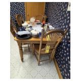 DINING TABLE , 2 LEAVES & 4 CHAIRS