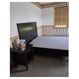 CONTENTS OF ROOM