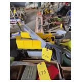 DEWALT MITER BOX & SAW