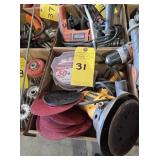 DEWALT SANDER & DISCS
