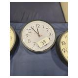BATTERY OPERATED WALL CLOCK