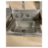 STAINLESS STEEL WALL MOUNT SINK
