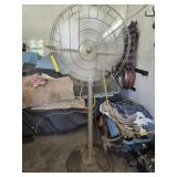 HUNTER ZEPHAIR STANDING FAN