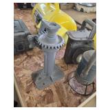GEARED JACK
