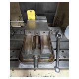8" MILL VISE