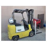 FORKLIFT