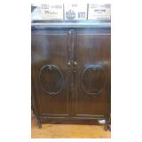 Vtg Wood Wardrobe