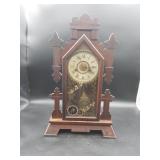 Vtg New Haven Wood Mantel Clock
