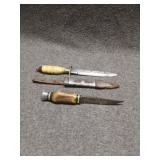 2 Vtg Fixed Blade Knives 2 Vtg Fixed Blade Knives