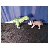 2 Vtg Dianosaurs