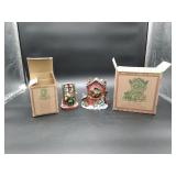 2 Hollybeary U.S.A  Christmas Decor