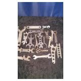 19 Speciality Wrenches