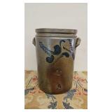 Eberly Bors Strausburg VA. 3 Gallon Pot.