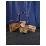 4 Small Baskets