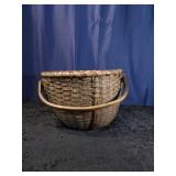 Swing Handle Berry Basket
