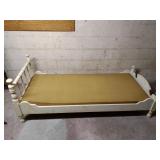 Vtg Kids Bed Painted White