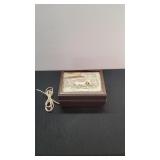 Duck Hunting Box with Hidden Vtg Deco-Tel GTE