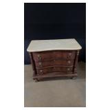 Pulaski Furniture Co. 3 Drawer Dresser
