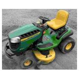 John Deere D130 Riding Lawnmower