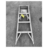 3Ft Aluminum Ladder