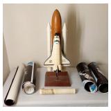 Nasa Space Shuttle Discovery Model