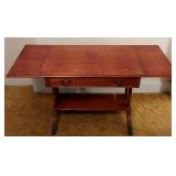 Mohogany Entry Way Table With Drop Leaves