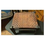 SMALL WICKERTOP TABLE