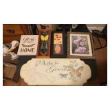 (5) DECORATIVE WALL HANGINGS