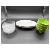 Plastic Dinner Platers and Salsa Bowls