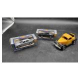 2 NIB Welly Metal Cars 1:38 scale