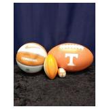 2 Vols Footballs & 1 Mini Basketbal
