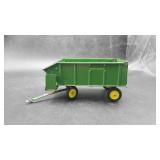 John Deere Ertl Metal Chuck Wagon