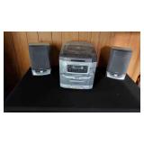 Ventureer CD Player & 2 Speakers