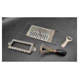 3 Metal Kitchen Graters