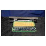 Pittsburge Torque Wrench & Set of Sockets