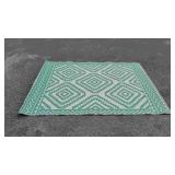 Outdoor Plastic Green and White Rug