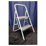 2 Step Ladder