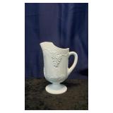 Indiana Glass, Colony Harvest Grapes Milk Glass Pi