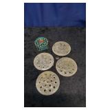 Four Glass Frogs and One Metal Frog