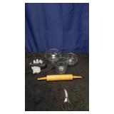 Pyrex Mixing Bowls and Misc Kitchen Items