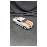 Diecast 2006 1:24 Scale Camaro