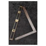 Square & Level