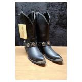 8 1/2 Western Style Black boots
