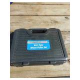 Pittsburgh Bolt-Type Wheel Puller Set