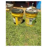 2 Buckets Agricultural Hydraulic Fluid