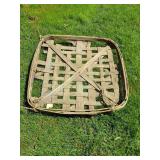 Tobacco Basket