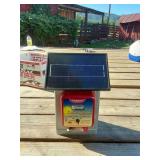 Parmak Precision Solar Pak 6 Fence Charger NIB