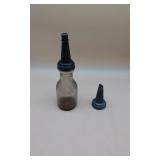 Vitg. 'The Masters' Glass Bottle W Metal Spout